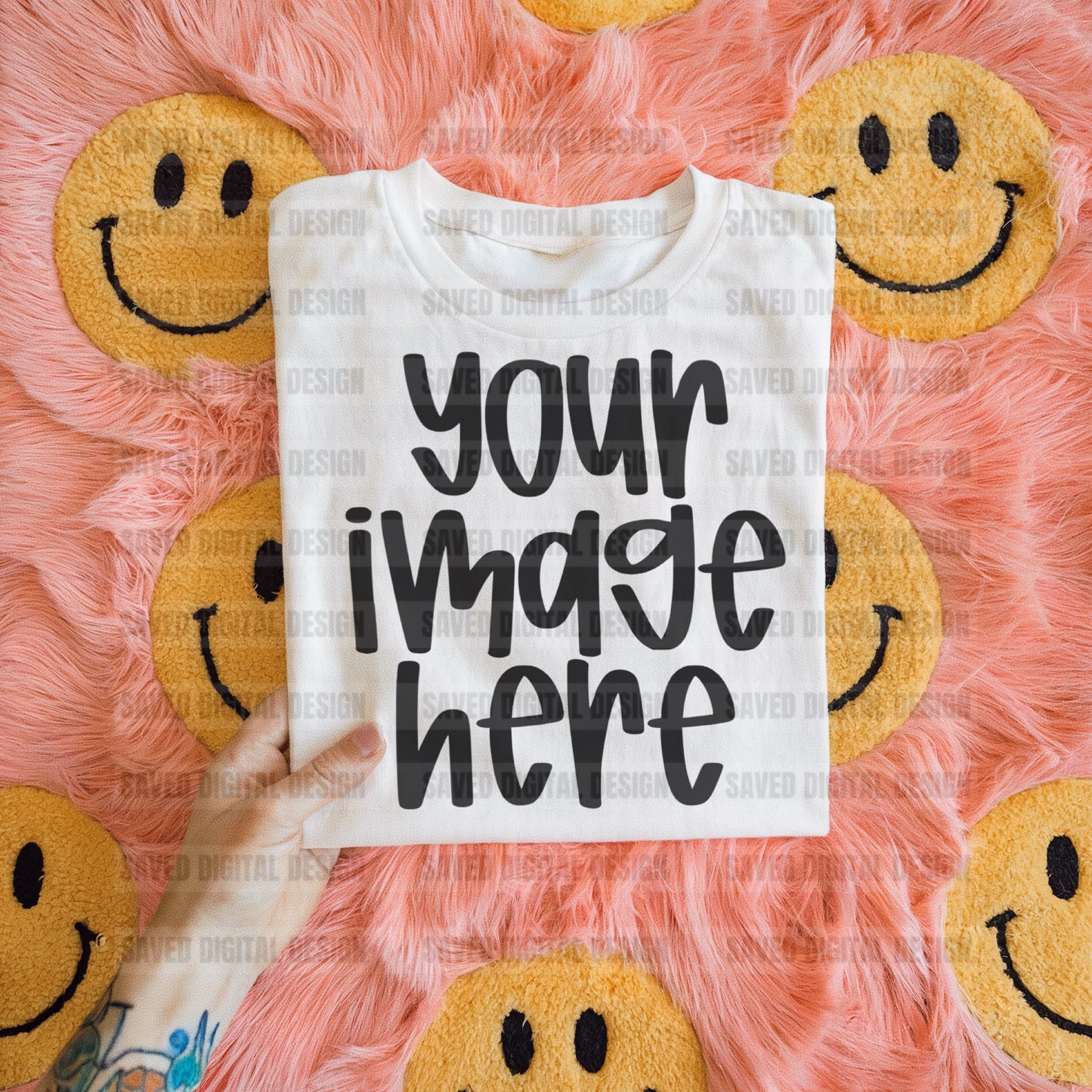 WHITE GILDAN T-SHIRT FLAT LAY MOCK SMILE PINK RUG