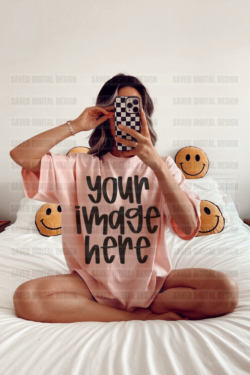 UNBRANDED LIGHT PINK T-SHIRT MODELED MOCK SMILE PILLOW BED