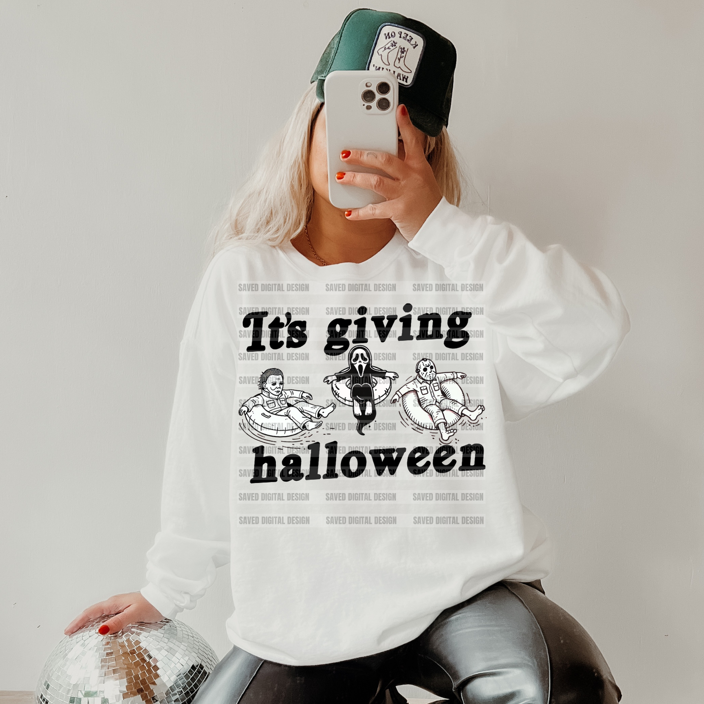 IT'S GIVING HALLOWEEN