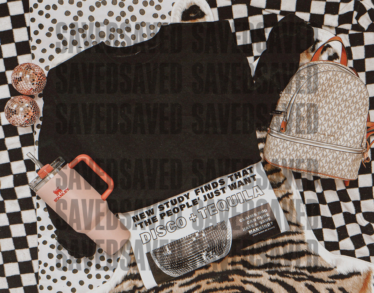 BLACK GILDAN SWEATSHIRT MOCK UP