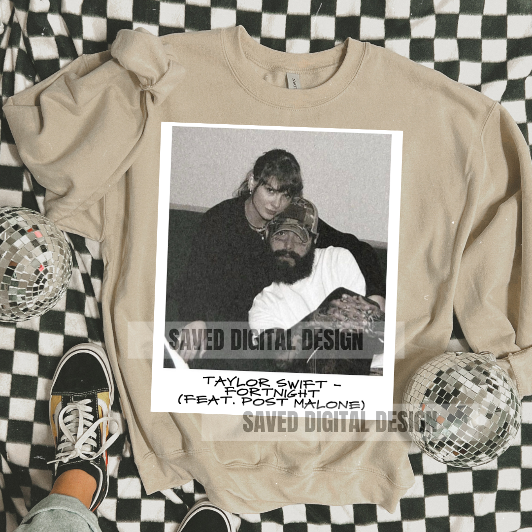 T SWIFTIE POSTIE M POLAROID WHITE PNG