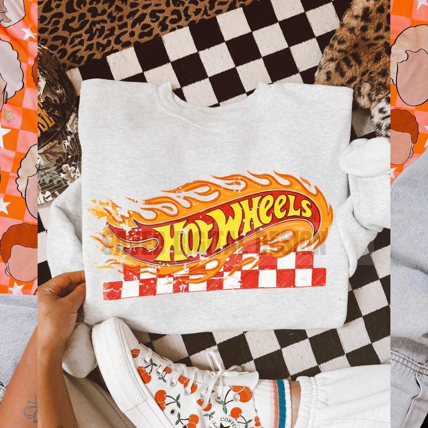 HOT WHEELS RED CHECK