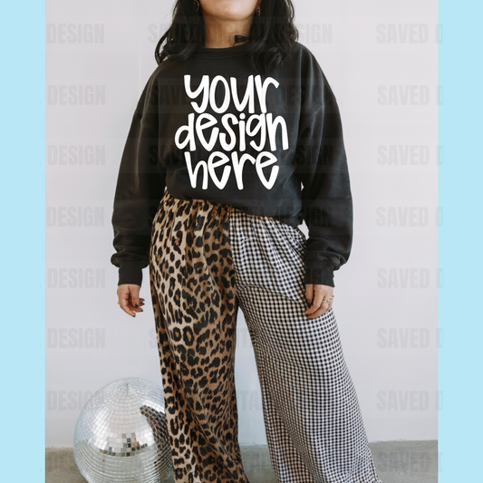 BLACK GILDAN SWEATSHIRT MOCK CHECKER + LEOPARD PANTS
