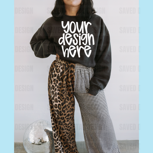 BLACK GILDAN SWEATSHIRT MOCK CHECKER + LEOPARD PANTS