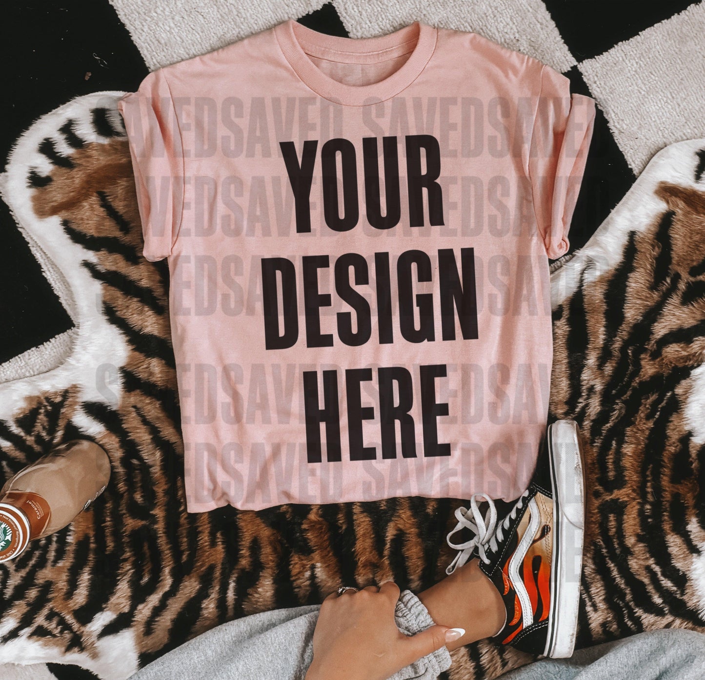 CARAMEL MOCKS LIGHT PINK T-SHIRT