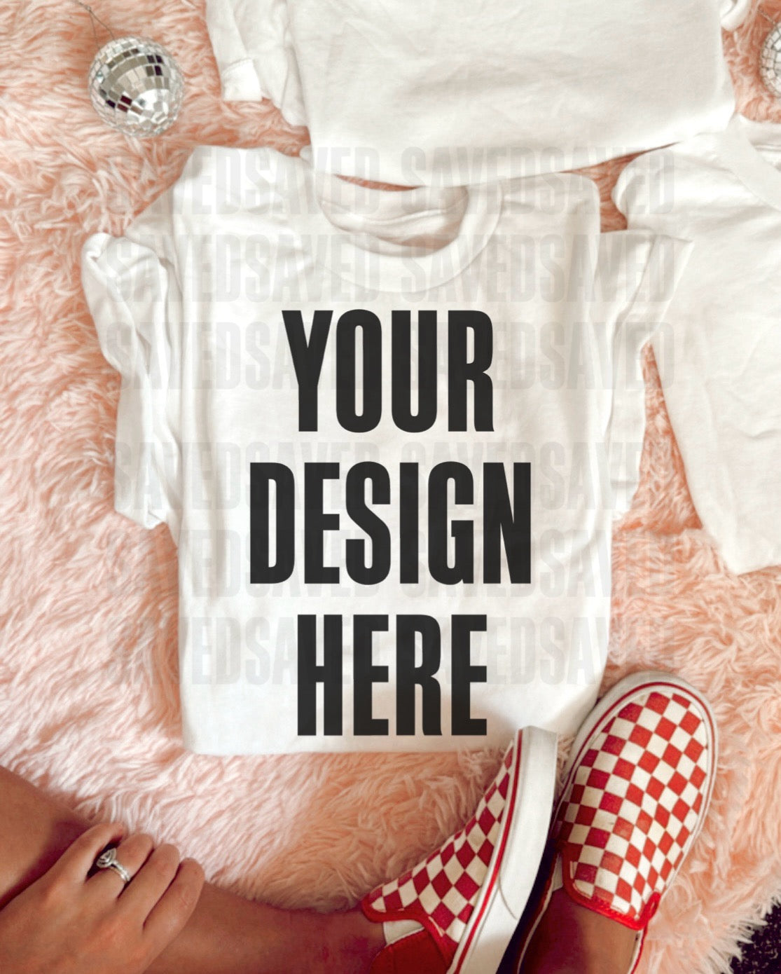 PREPPY WHITE TEE MOCK
